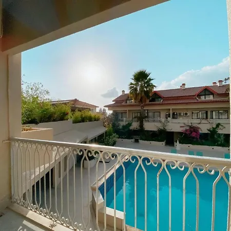 Apartmanhotel Oeluedeniz 1+1 Modern Summerhouse With Swimming Pool 4*