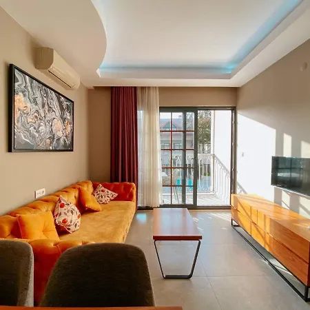 Oeluedeniz 1+1 Modern Summerhouse With Swimming Pool Aparthotel