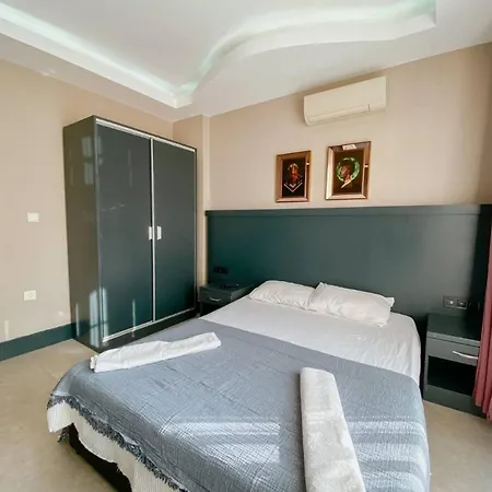 Oeluedeniz 1+1 Modern Summerhouse With Swimming Pool 费特希耶